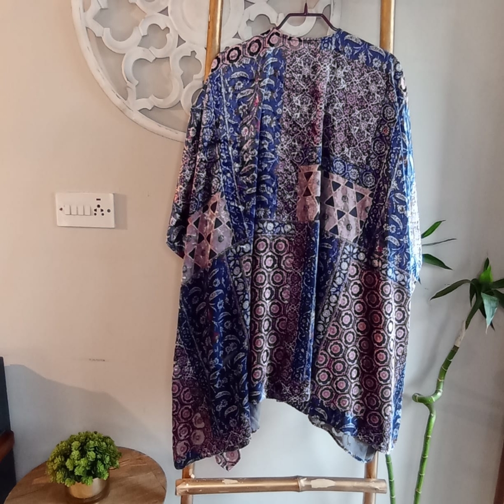 Velvet Sheer Waterfall Shrug - Picture 5 of 13